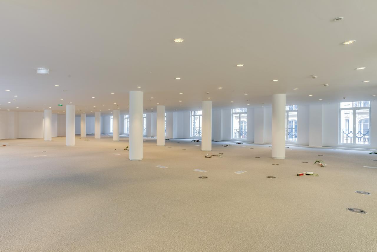 Bureau Paris 1764m² Location bureau Paris OLBUR2101609 4